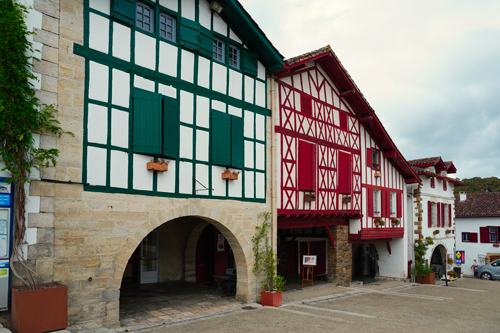 town of ainhoa